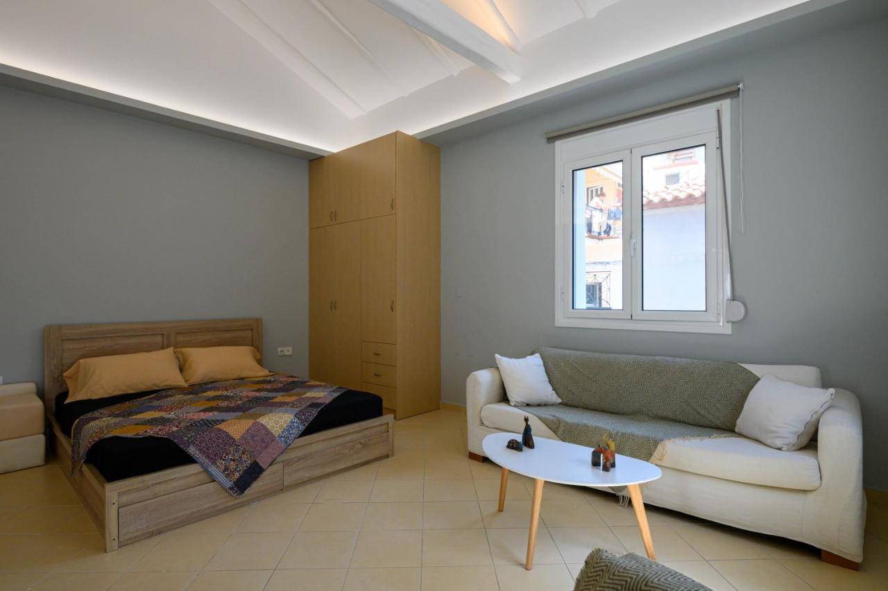Appartamento Zen Hut Kalamata Esterno foto